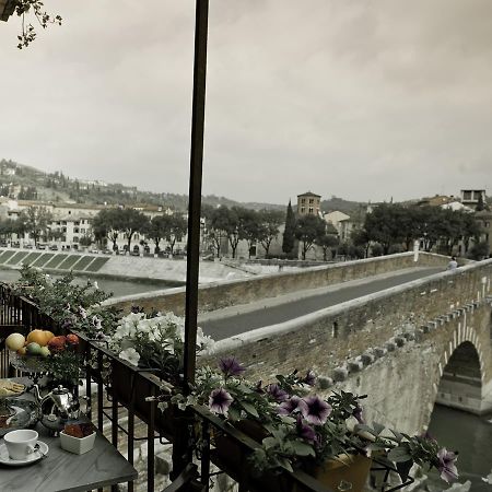 Suite Ponte Pietra فيرونا المظهر الخارجي الصورة