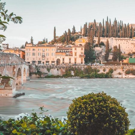 Suite Ponte Pietra فيرونا المظهر الخارجي الصورة